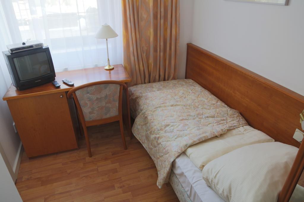 威拉马克西米利安住宿加早餐旅馆 比得哥什 客房 照片